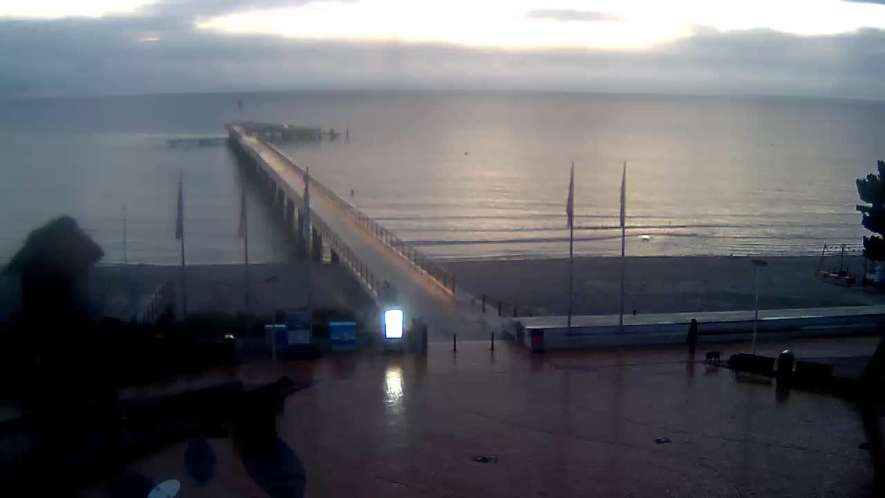 Archiv Foto Webcam Scharbeutz: Ausblick auf den Strand und die Ostsee