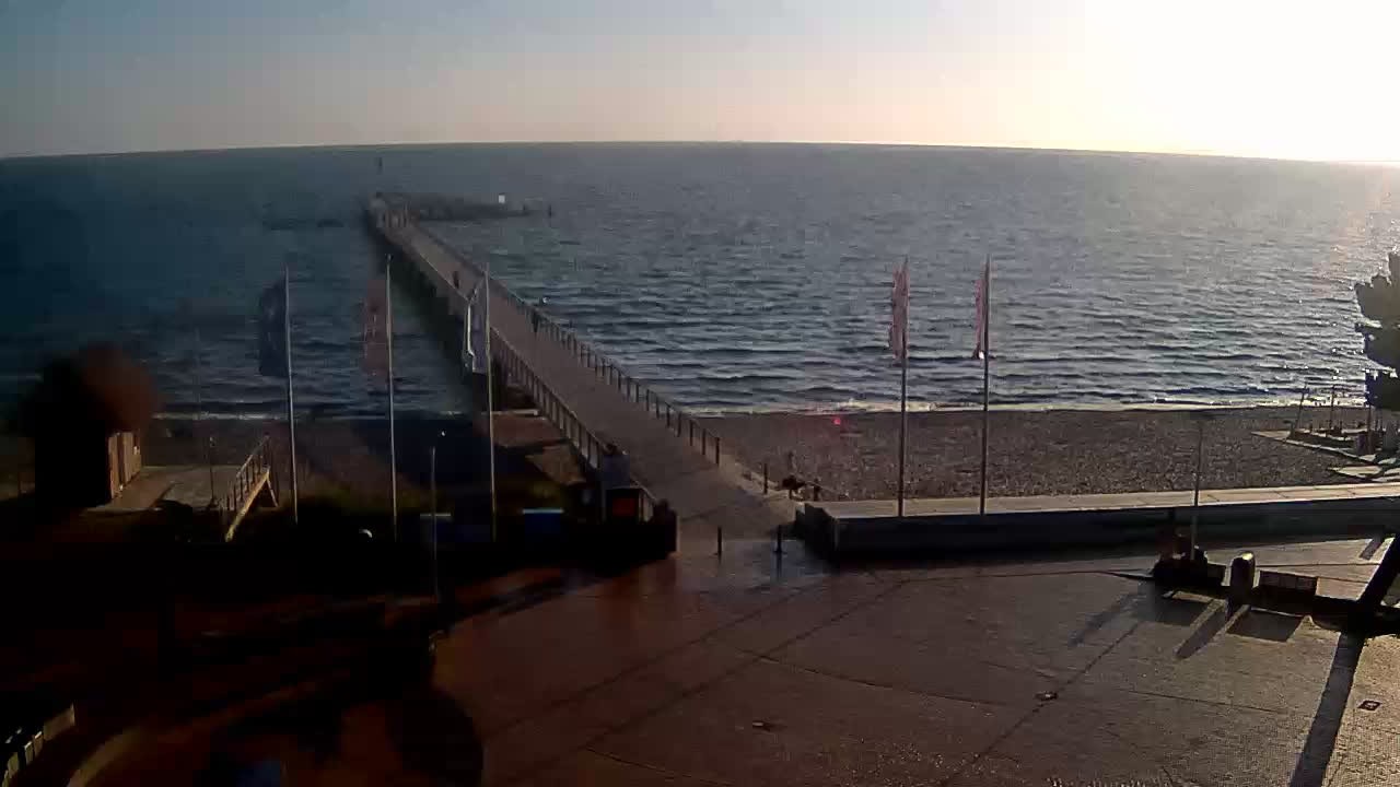 Archiv Foto Webcam Scharbeutz: Ausblick auf den Strand und die Ostsee