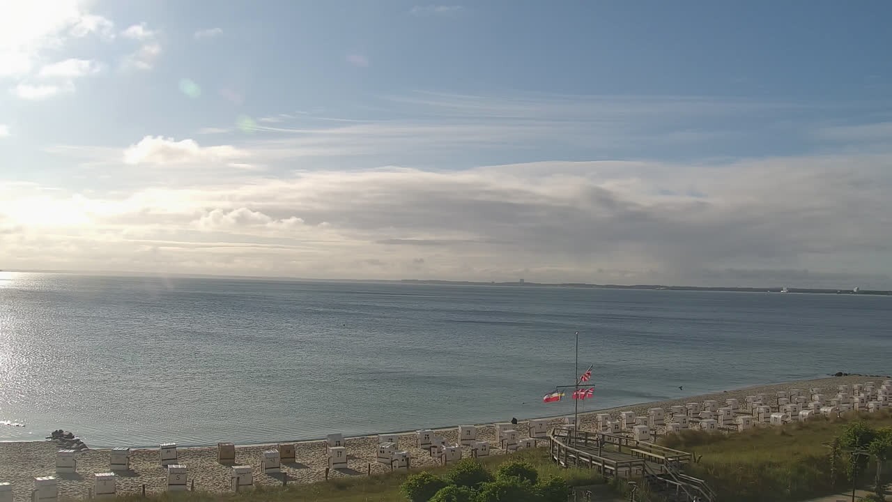 Archived image Webcam Scharbeutz: Bay of Lübeck