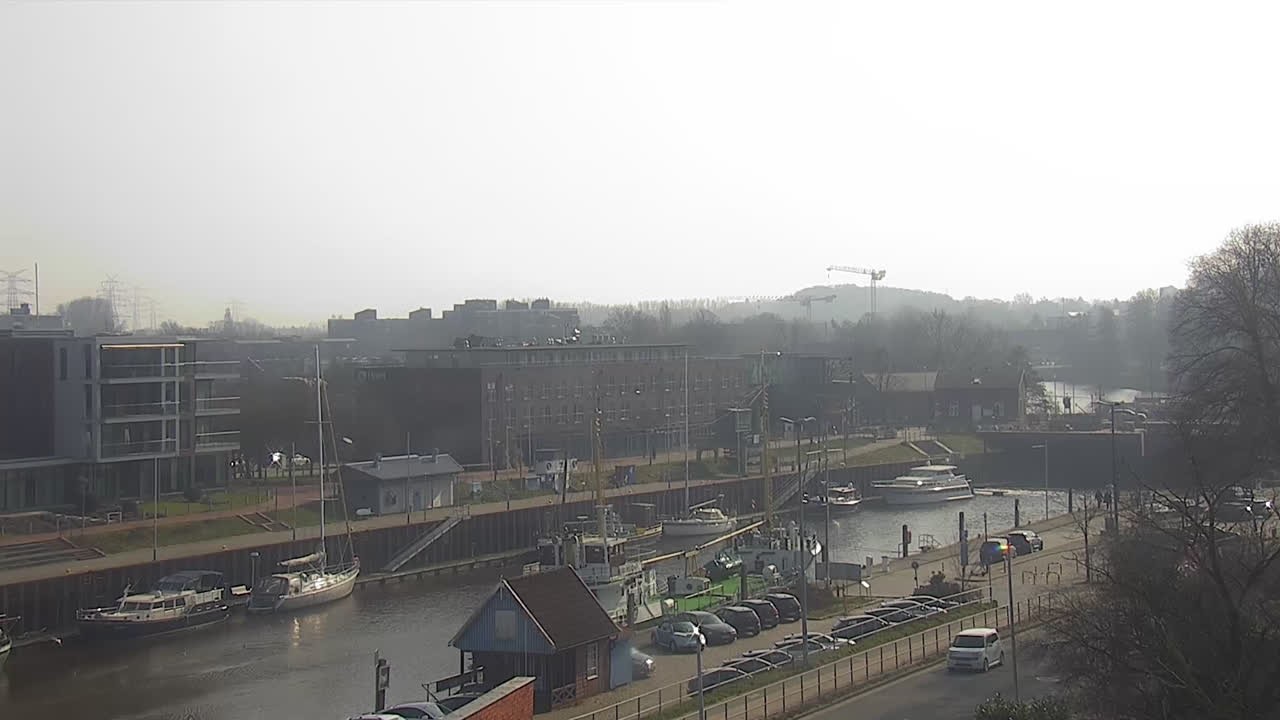 Archived image Webcam Stade: At the city harbour