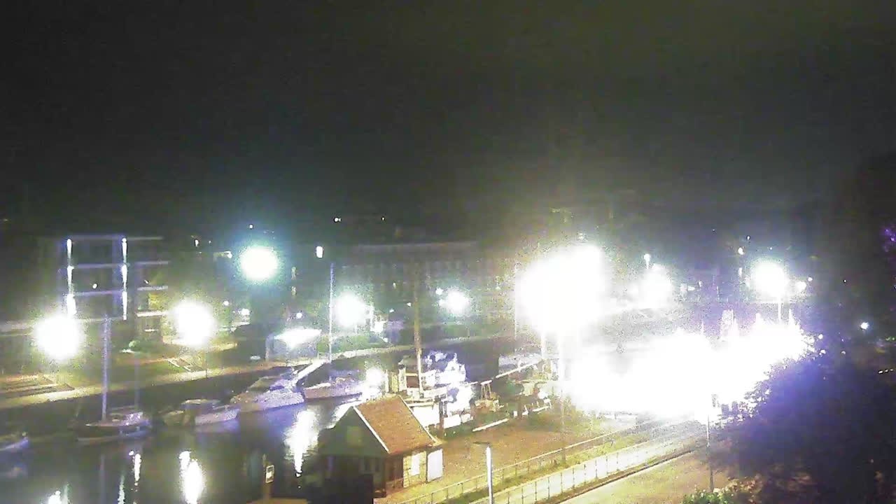 Archived image Webcam Stade: At the city harbour