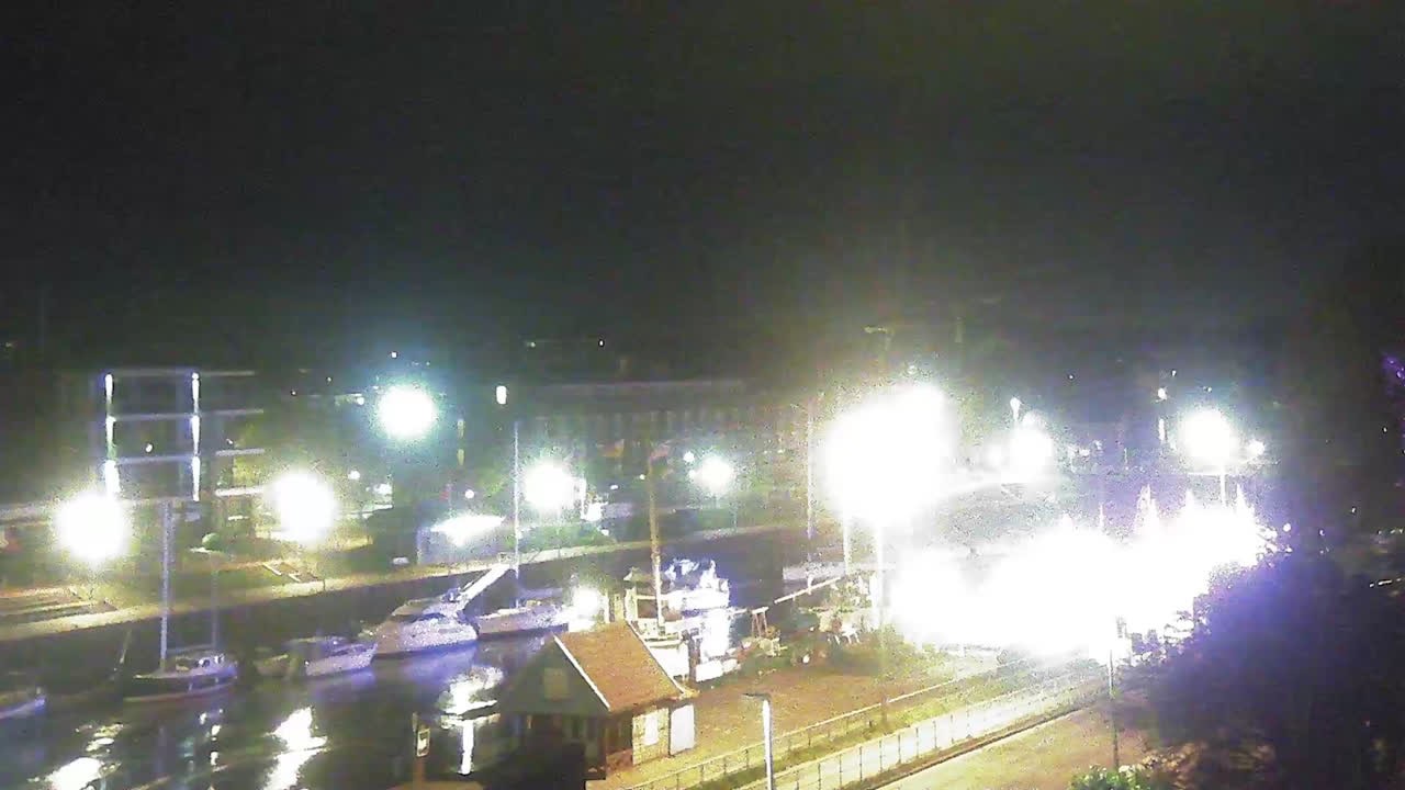 Archived image Webcam Stade: At the city harbour