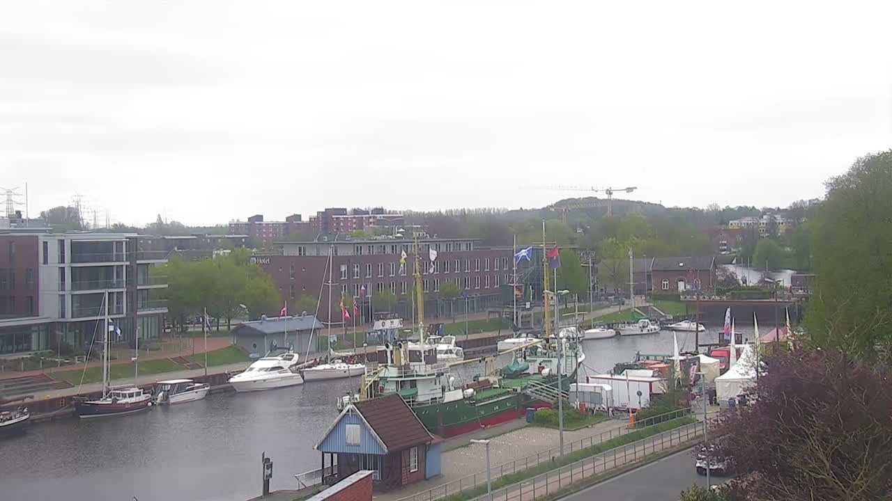 Archived image Webcam Stade: At the city harbour