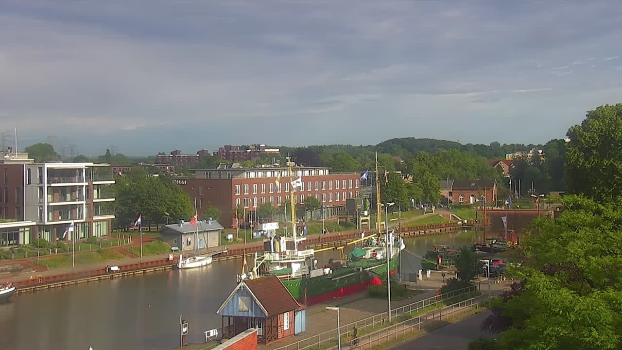 Archived image Webcam Stade: At the city harbour