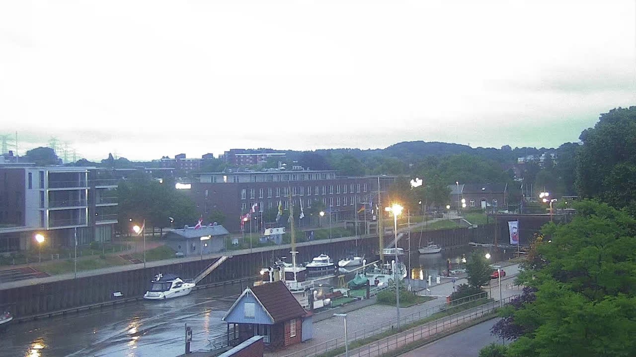Archived image Webcam Stade: At the city harbour