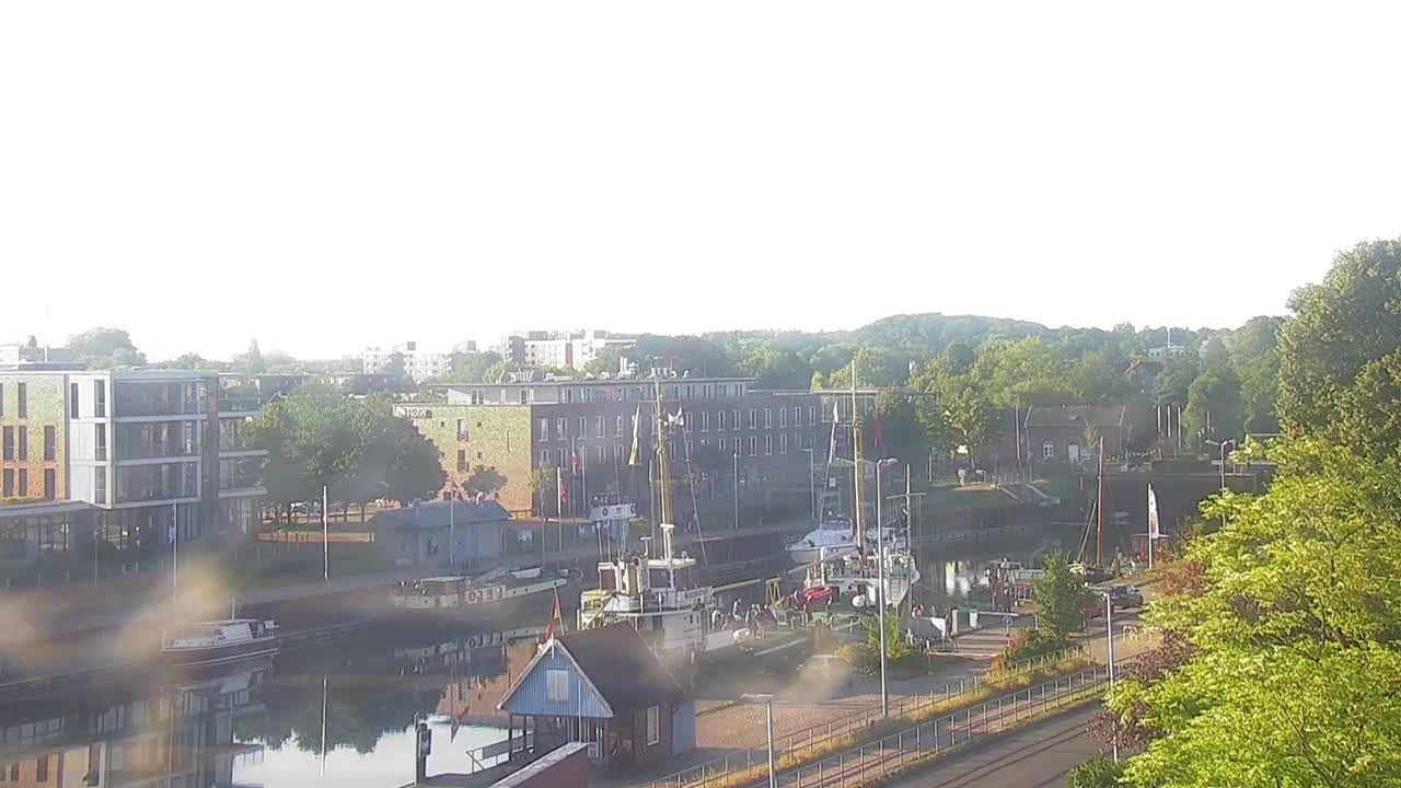 Archived image Webcam Stade: At the city harbour