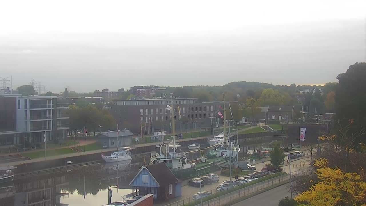 Archived image Webcam Stade: At the city harbour