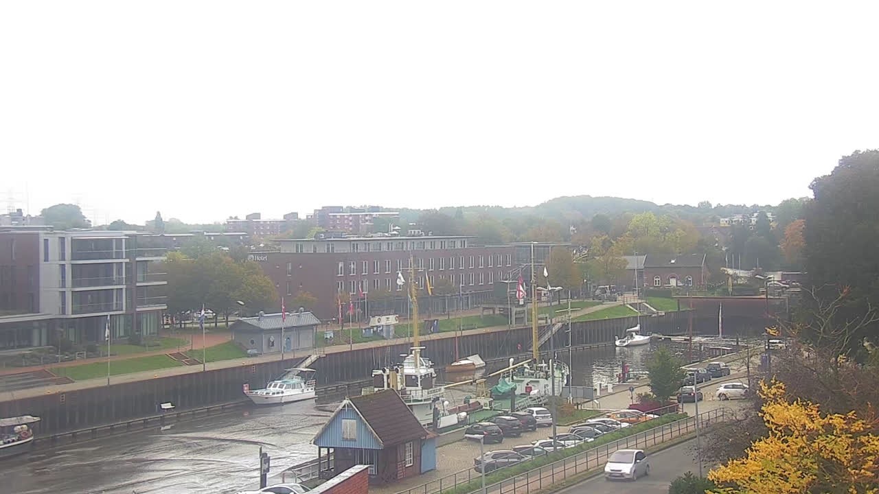 Archived image Webcam Stade: At the city harbour