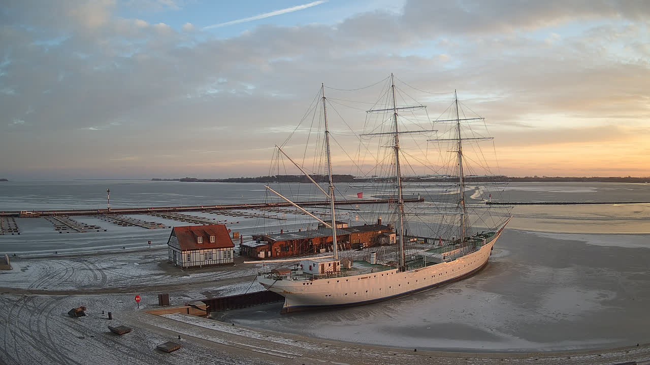 Archiv Foto Webcam Stralsund am Yachthafen