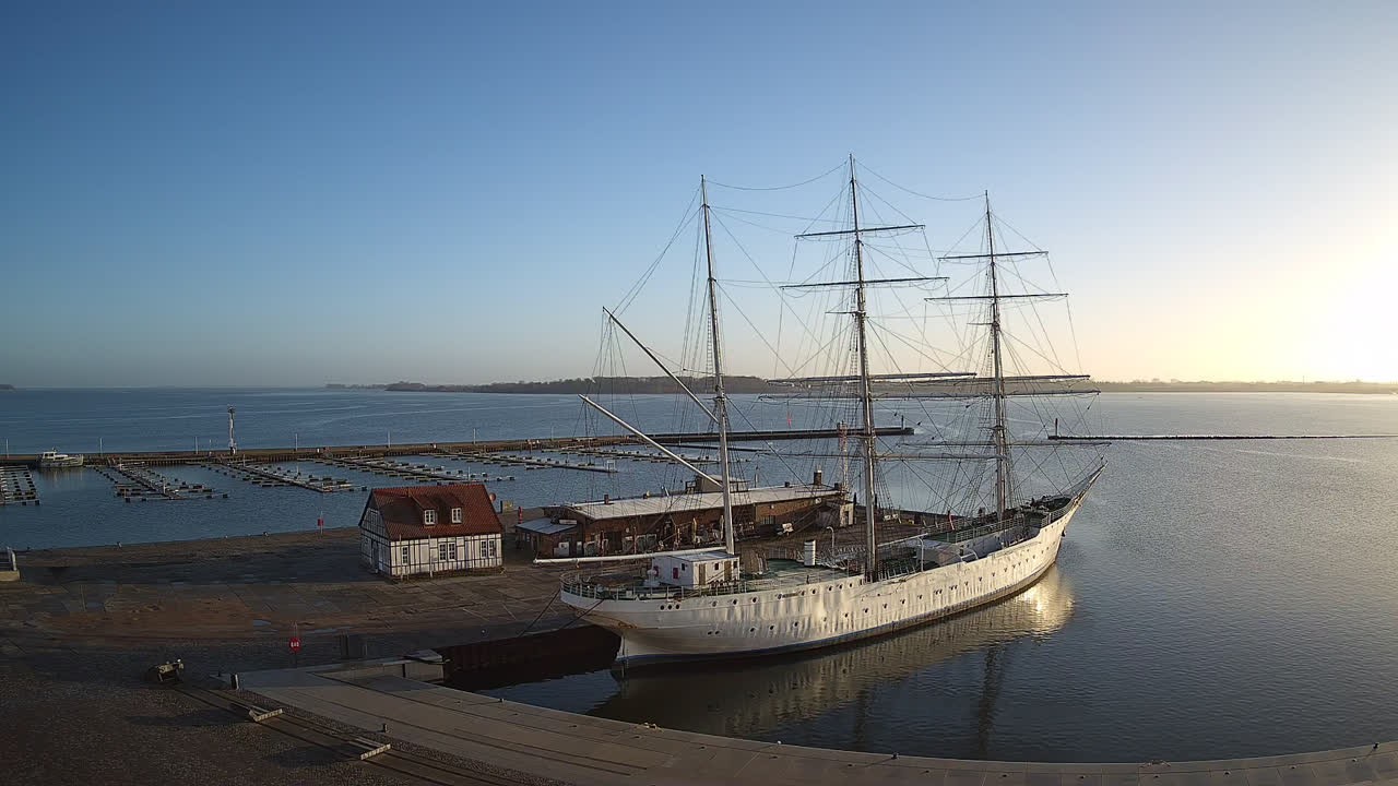 Archiv Foto Webcam Stralsund am Yachthafen