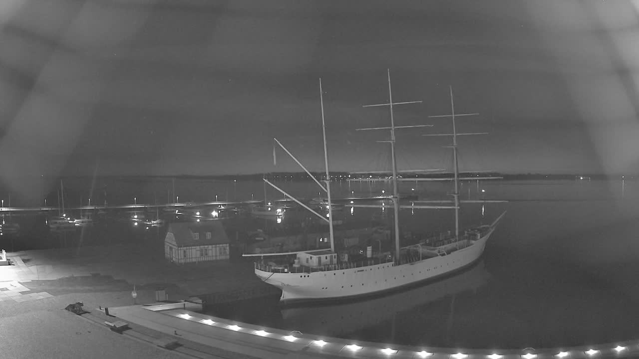Archiv Foto Webcam Stralsund am Yachthafen