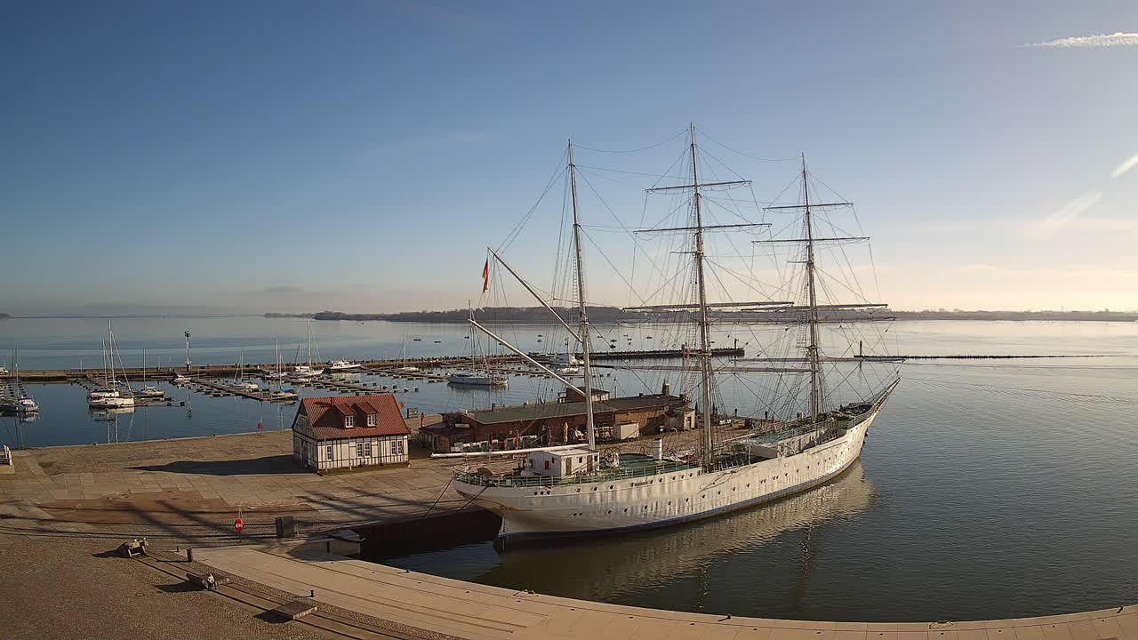 Archiv Foto Webcam Stralsund am Yachthafen