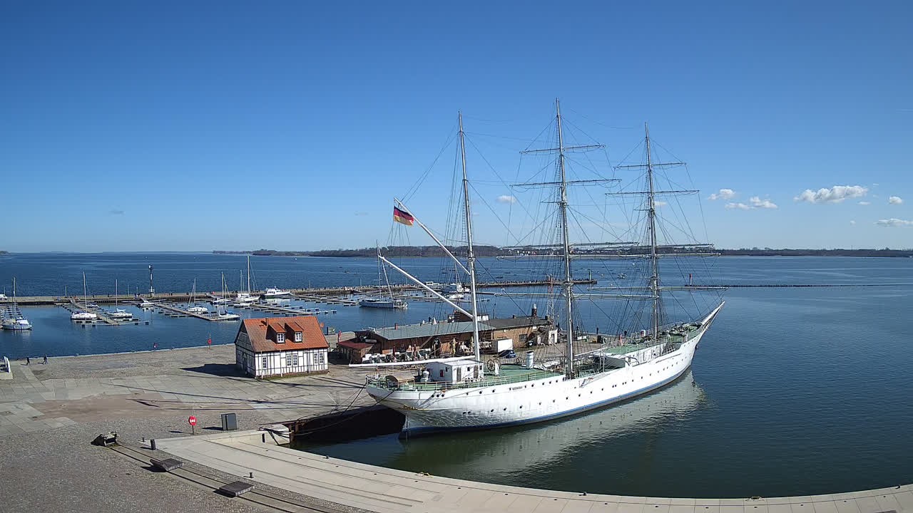 Archiv Foto Webcam Stralsund am Yachthafen