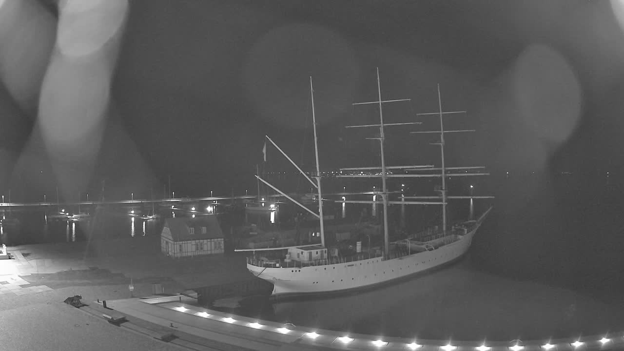 Archiv Foto Webcam Stralsund am Yachthafen
