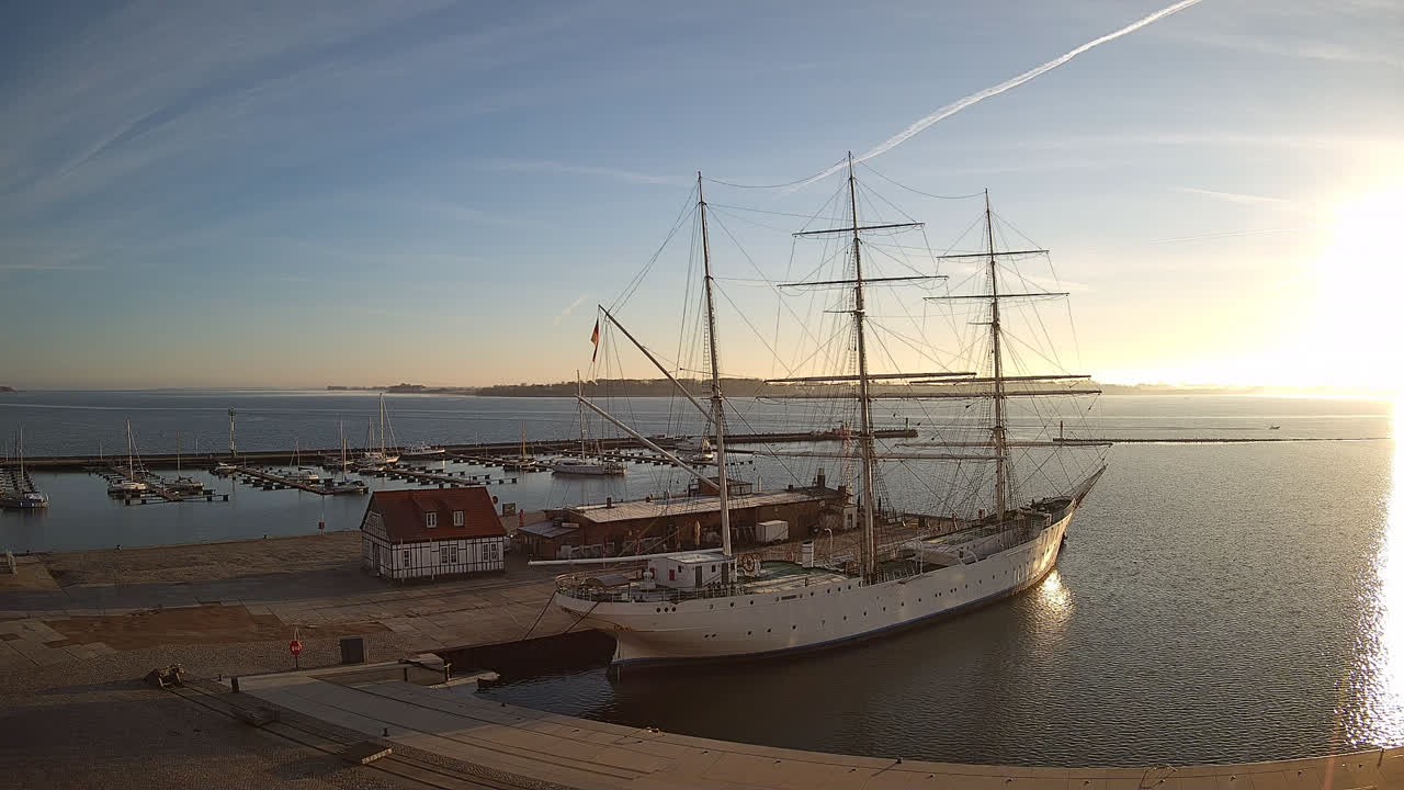 Archiv Foto Webcam Stralsund am Yachthafen