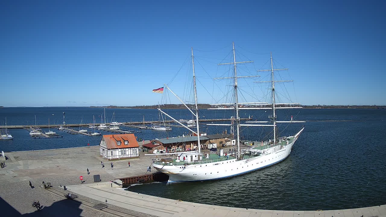 Archiv Foto Webcam Stralsund am Yachthafen