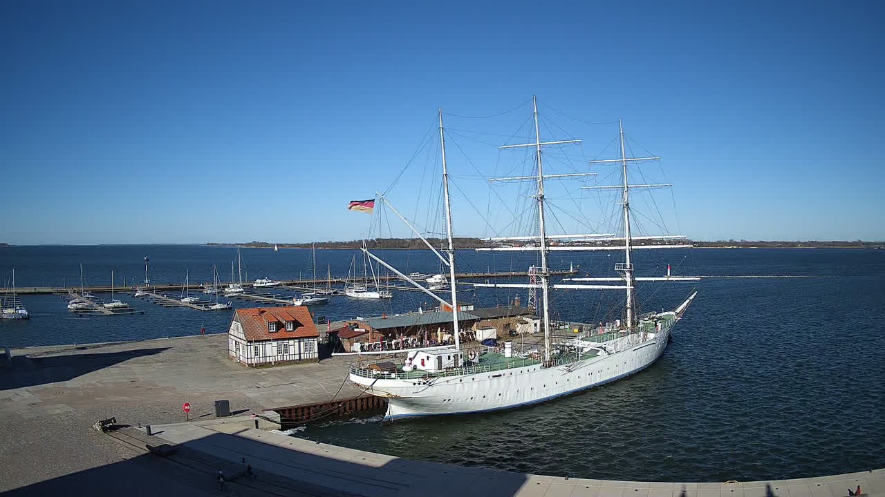 Archiv Foto Webcam Stralsund am Yachthafen