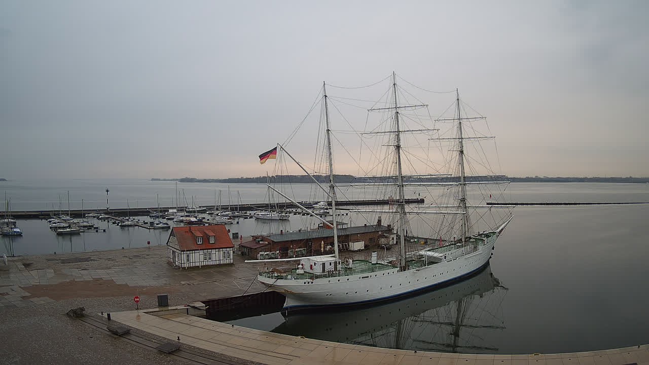Archiv Foto Webcam Stralsund am Yachthafen
