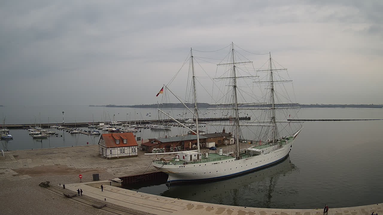 Archiv Foto Webcam Stralsund am Yachthafen