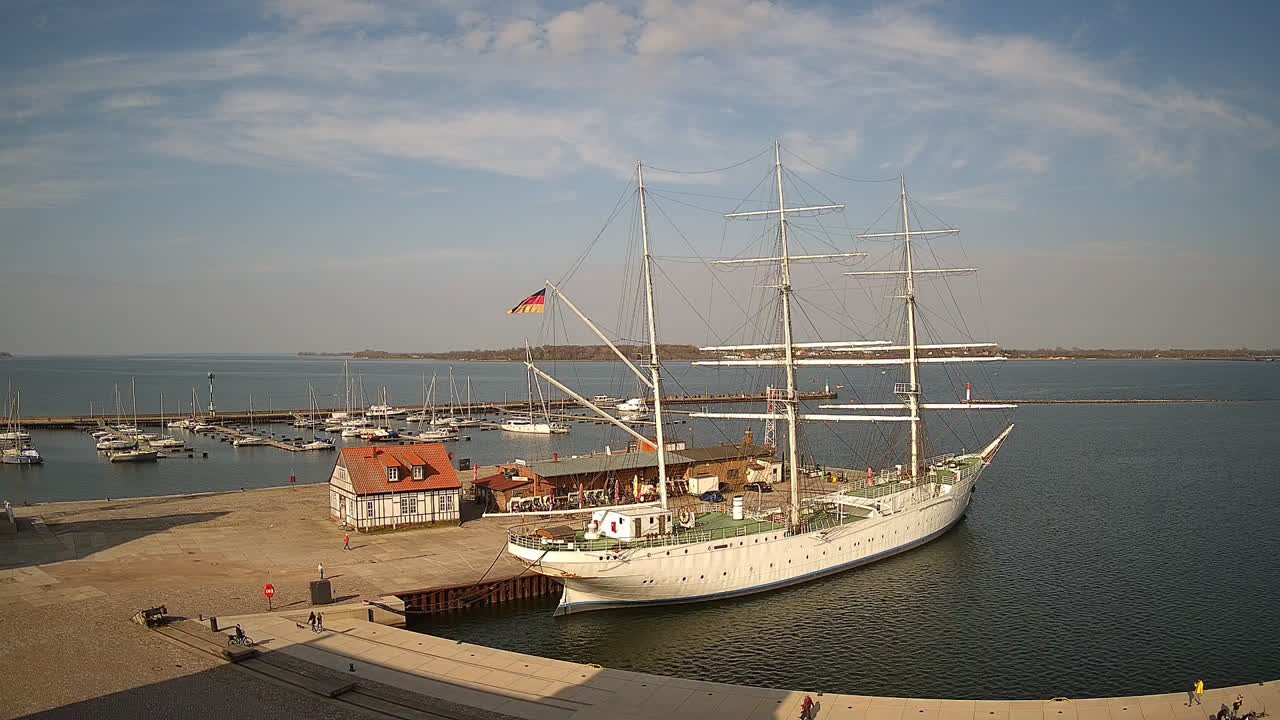 Archiv Foto Webcam Stralsund am Yachthafen