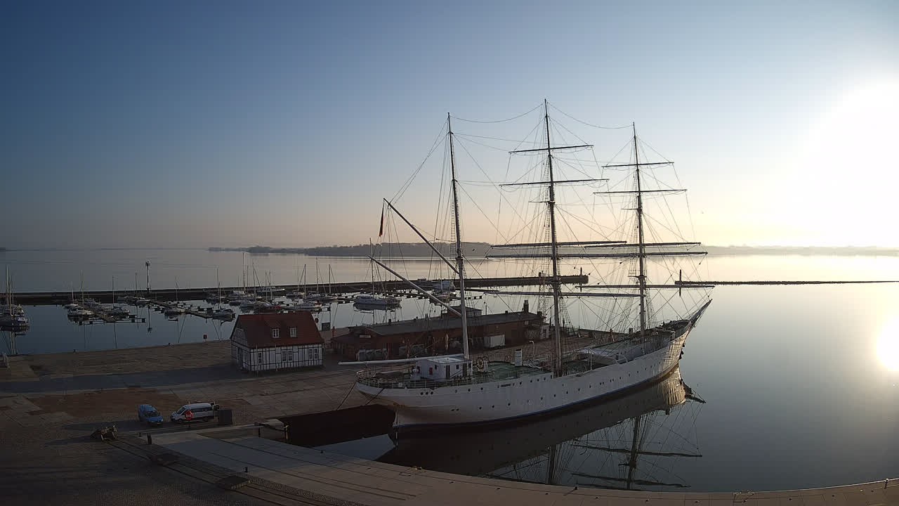 Archiv Foto Webcam Stralsund am Yachthafen