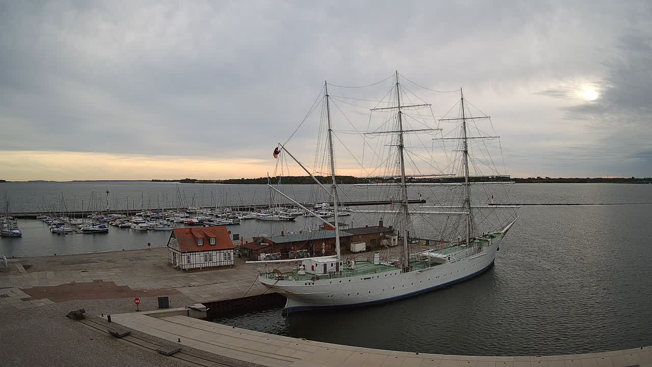 Archiv Foto Webcam Stralsund am Yachthafen