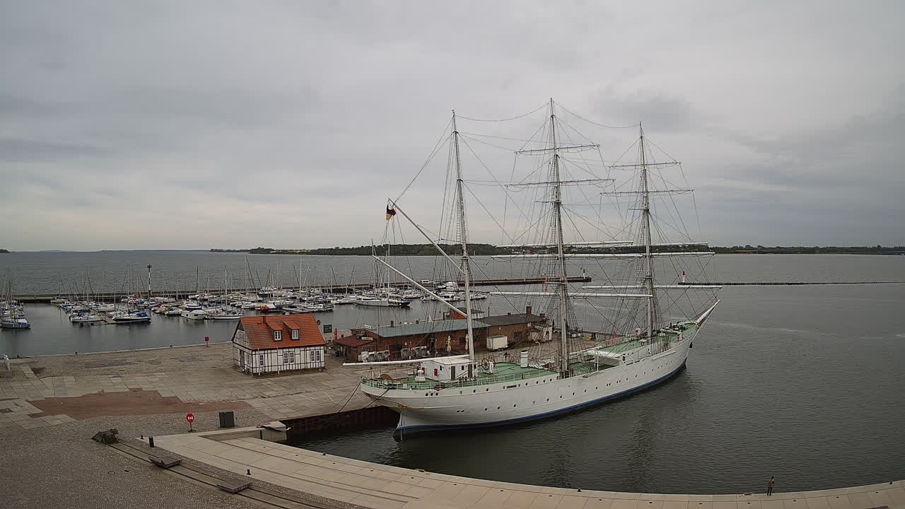 Archiv Foto Webcam Stralsund am Yachthafen