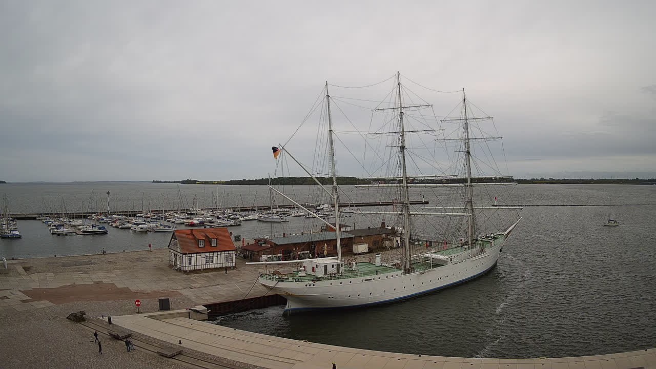 Archiv Foto Webcam Stralsund am Yachthafen