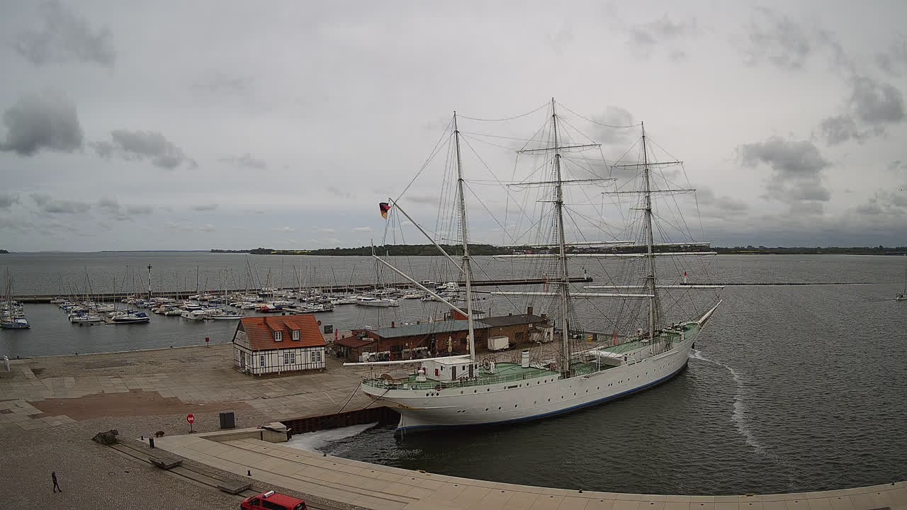 Archiv Foto Webcam Stralsund am Yachthafen