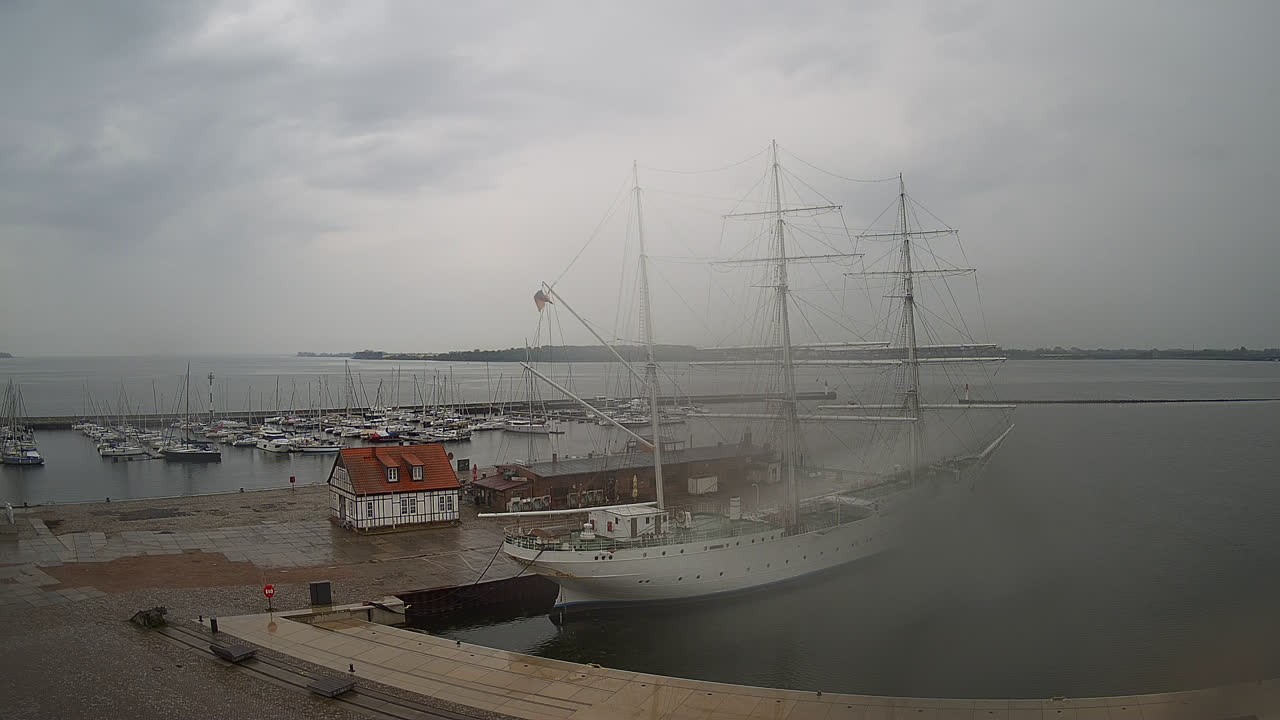 Archiv Foto Webcam Stralsund am Yachthafen
