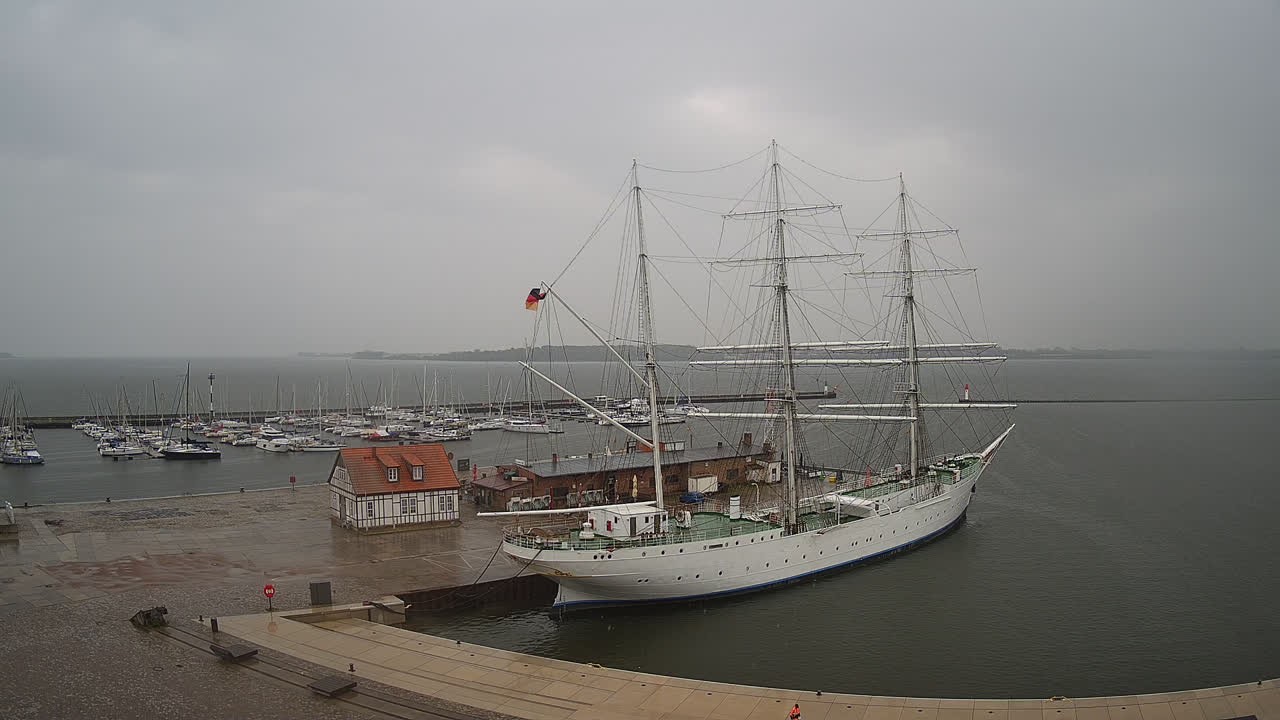 Archiv Foto Webcam Stralsund am Yachthafen