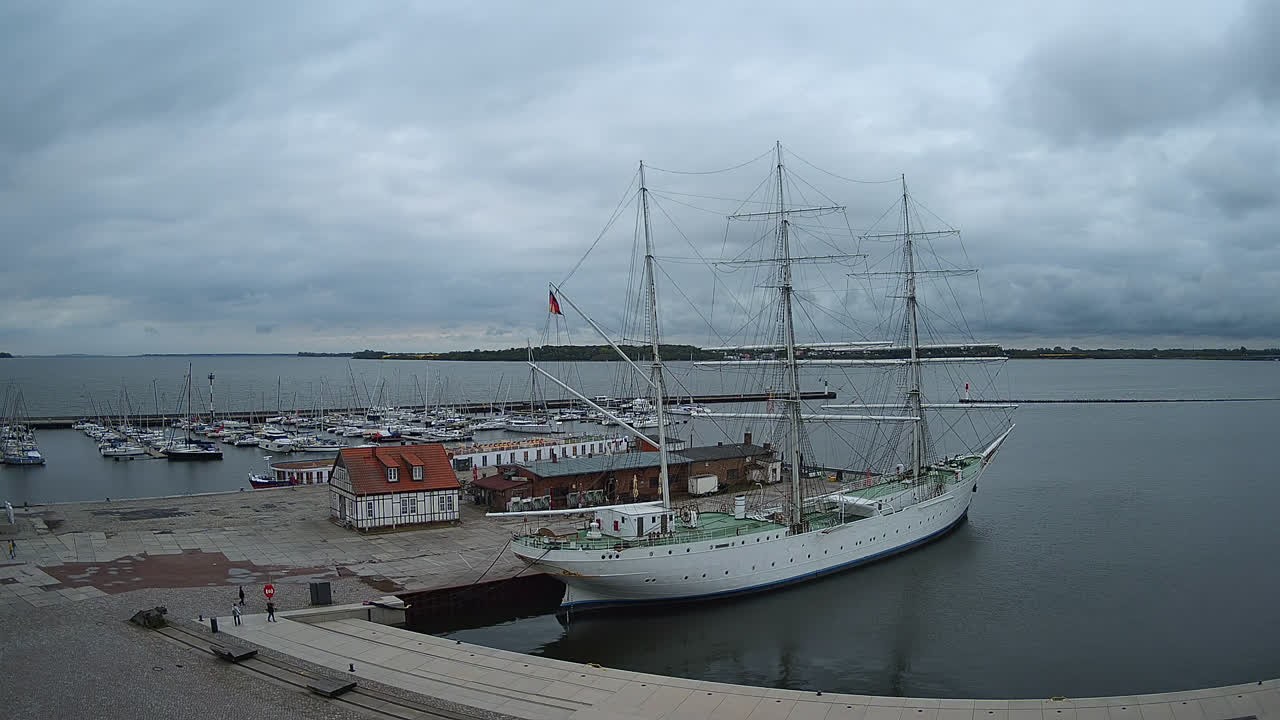 Archiv Foto Webcam Stralsund am Yachthafen
