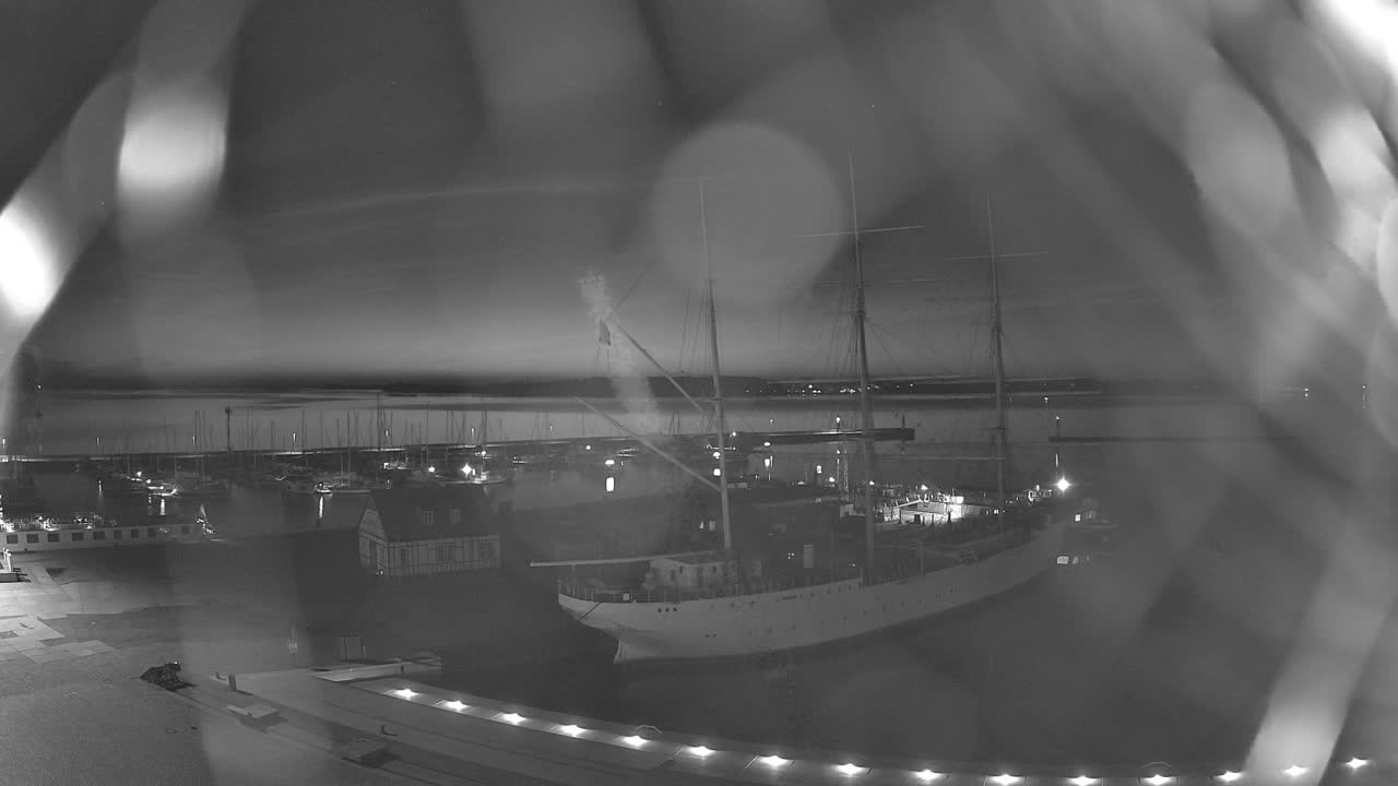 Archiv Foto Webcam Stralsund am Yachthafen