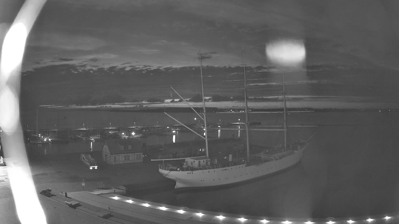 Archiv Foto Webcam Stralsund am Yachthafen