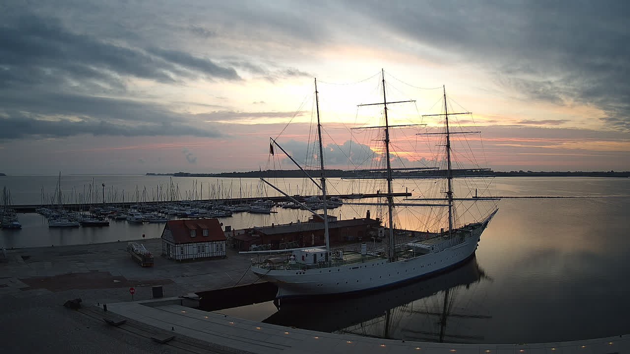 Archiv Foto Webcam Stralsund am Yachthafen