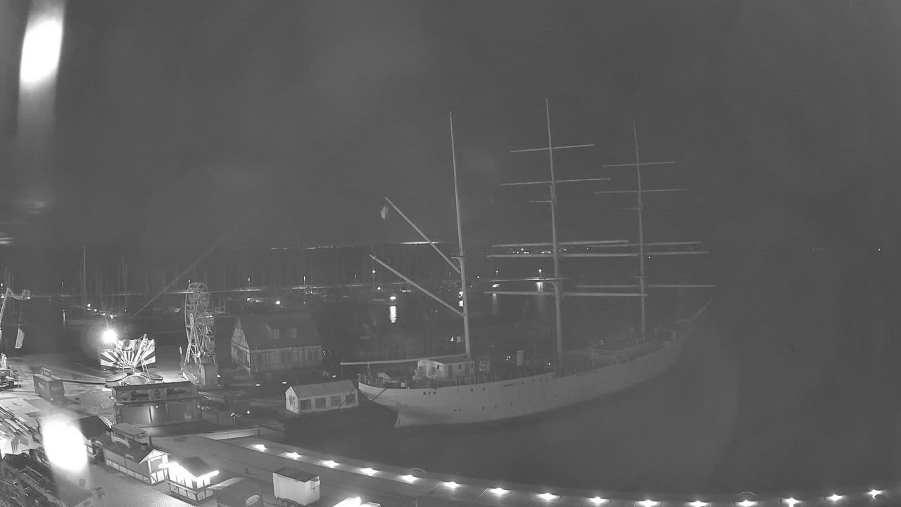 Archiv Foto Webcam Stralsund am Yachthafen