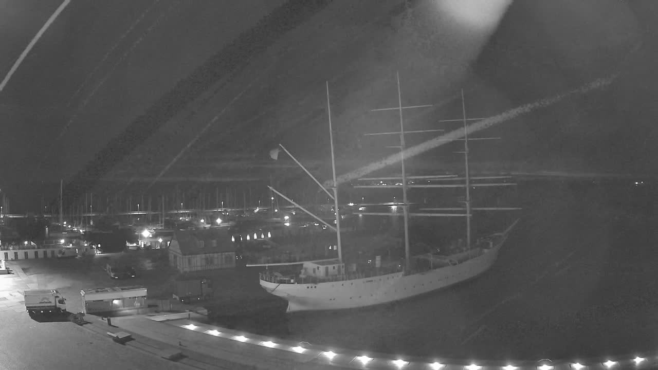 Archiv Foto Webcam Stralsund am Yachthafen