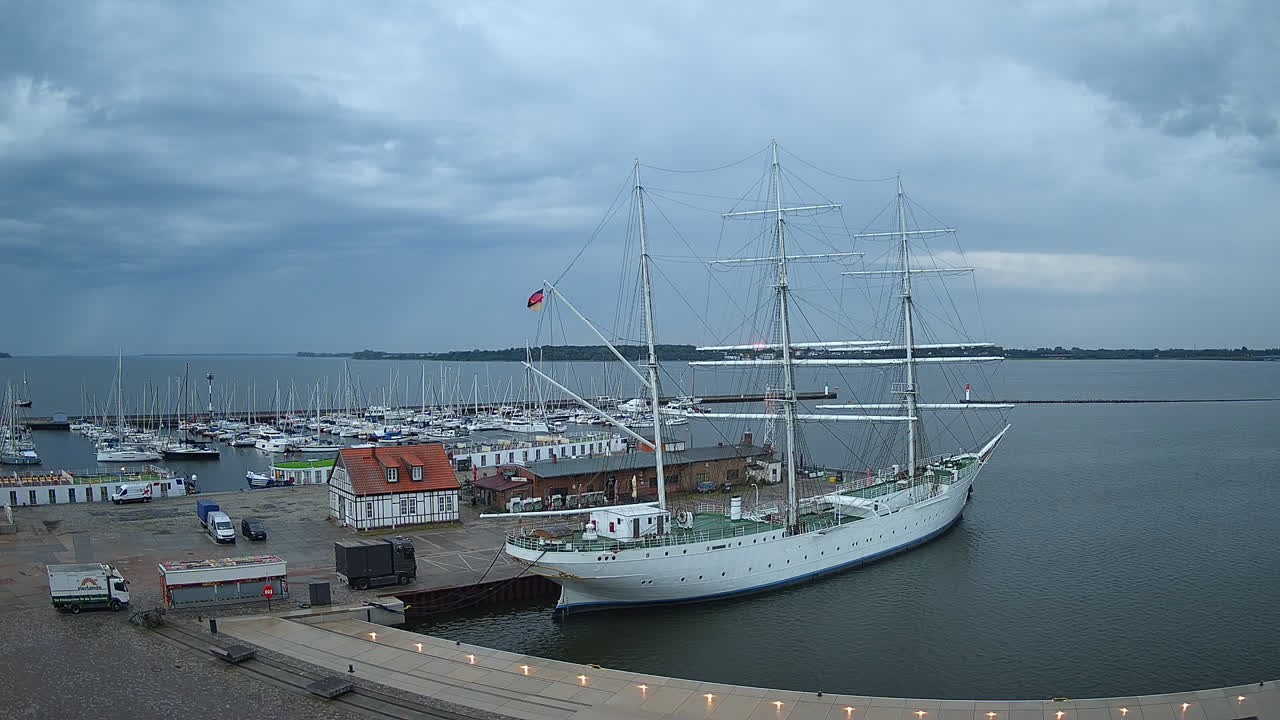 Archiv Foto Webcam Stralsund am Yachthafen