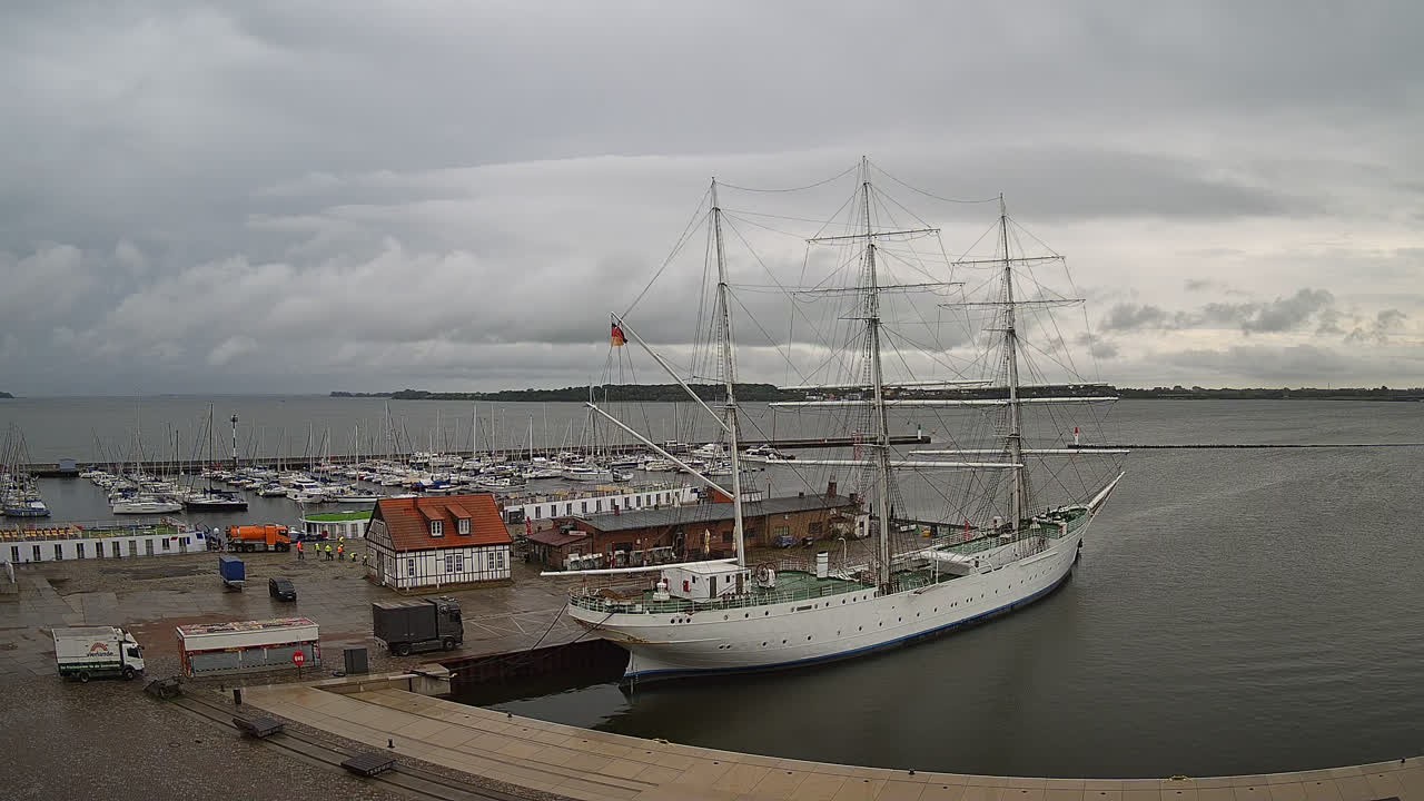 Archiv Foto Webcam Stralsund am Yachthafen
