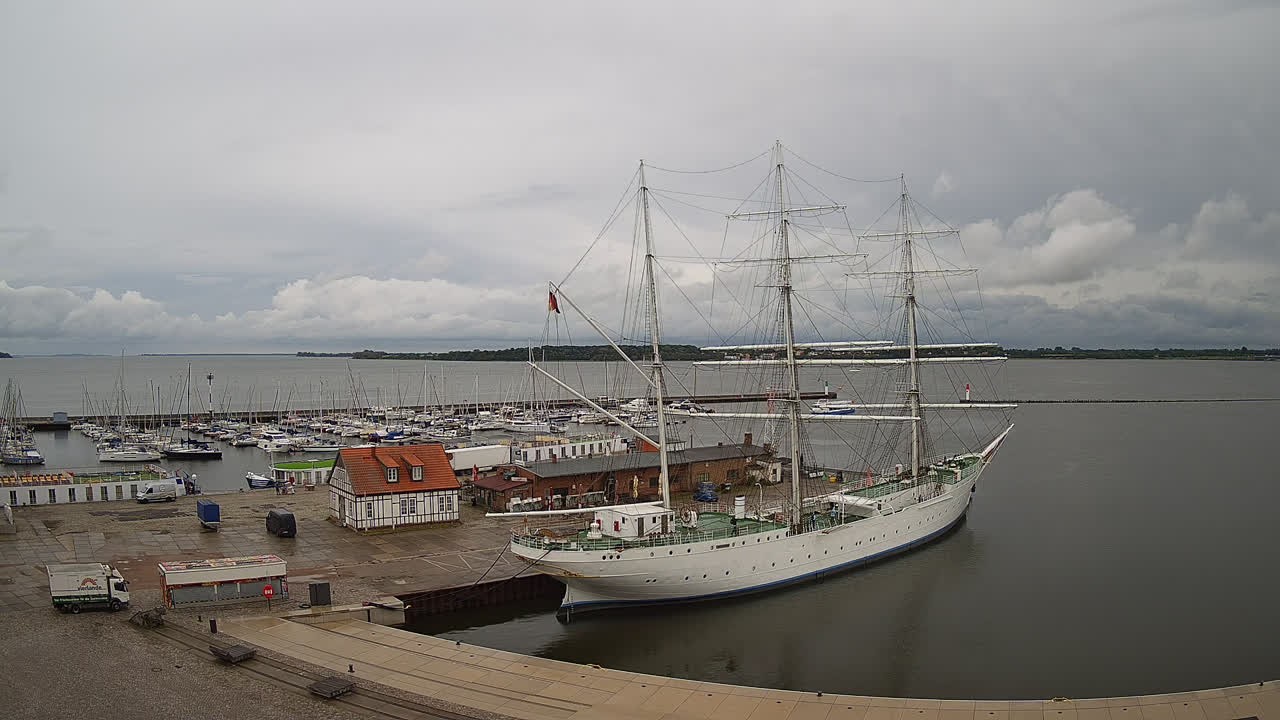 Archiv Foto Webcam Stralsund am Yachthafen