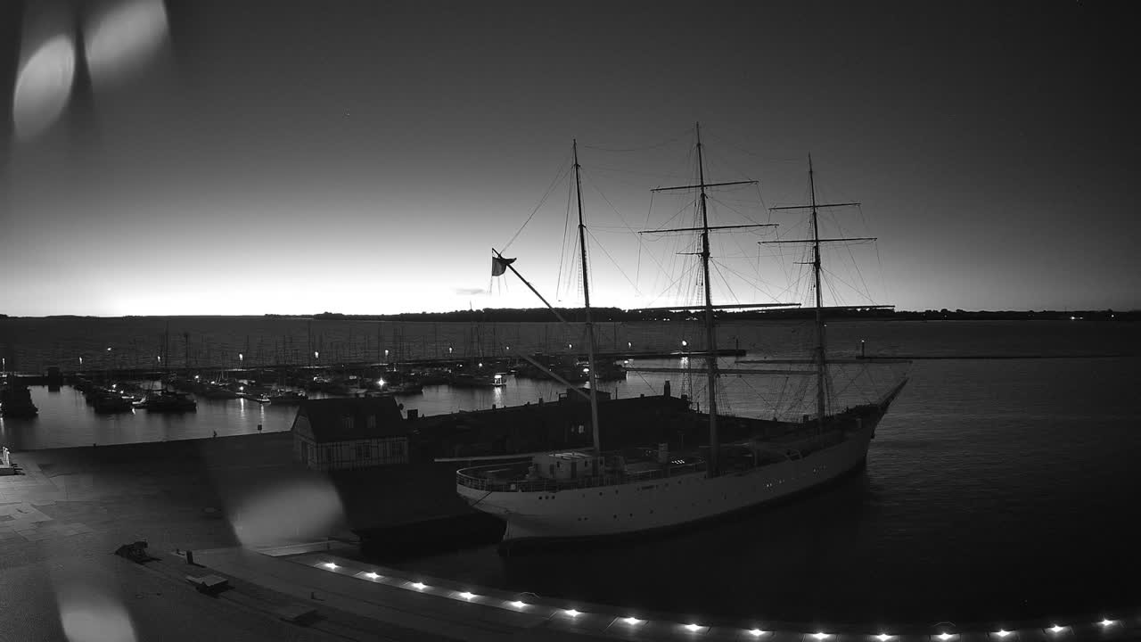 Archiv Foto Webcam Stralsund am Yachthafen