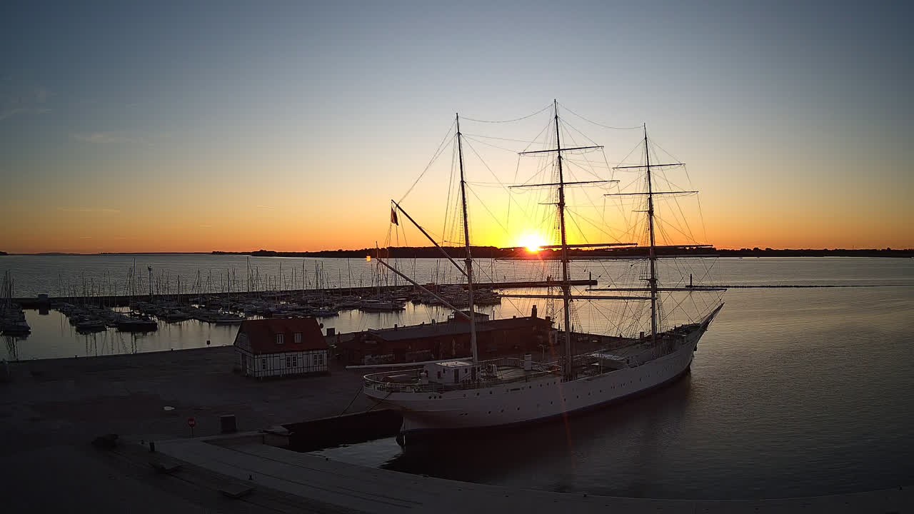 Archiv Foto Webcam Stralsund am Yachthafen