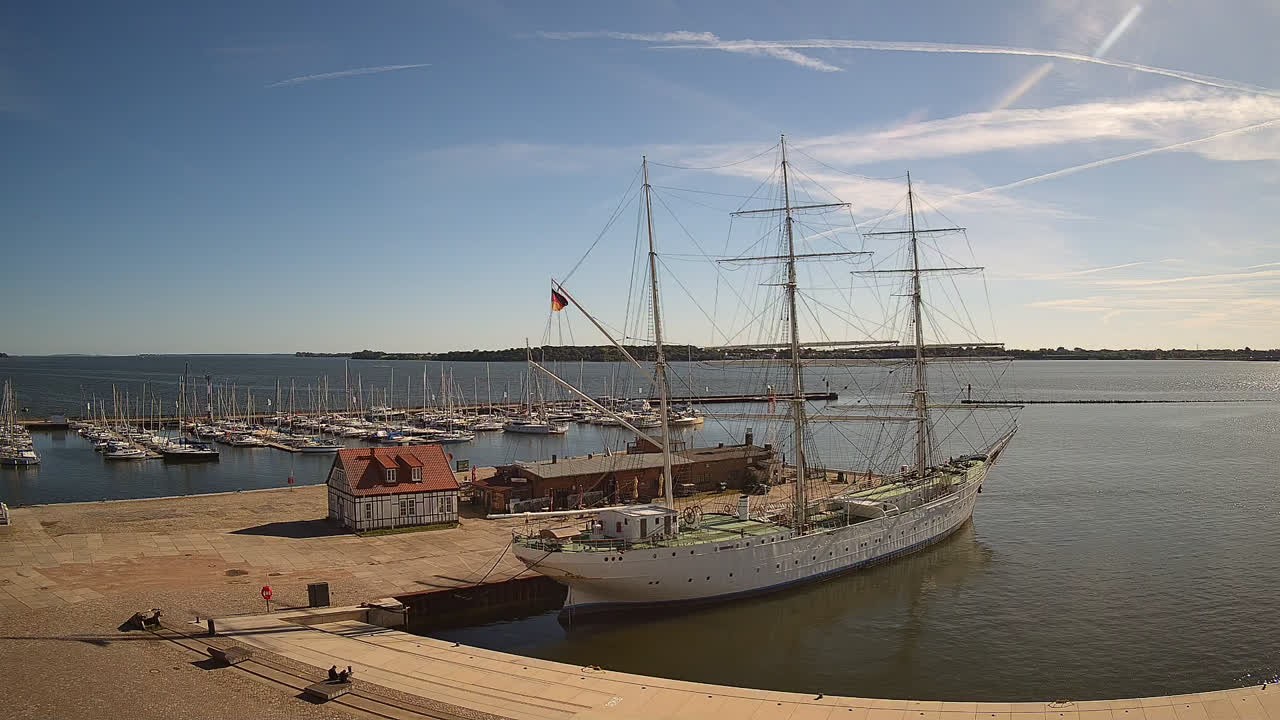 Archiv Foto Webcam Stralsund am Yachthafen