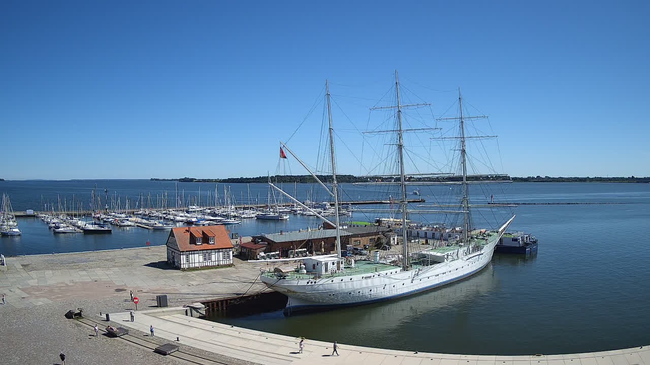 Archiv Foto Webcam Stralsund am Yachthafen