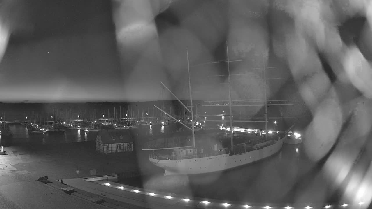 Archiv Foto Webcam Stralsund am Yachthafen