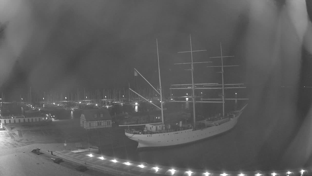 Archiv Foto Webcam Stralsund am Yachthafen