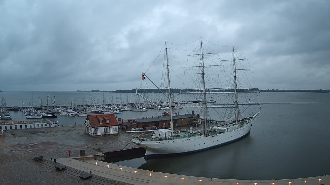 Archiv Foto Webcam Stralsund am Yachthafen