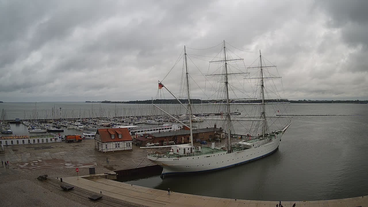 Archiv Foto Webcam Stralsund am Yachthafen