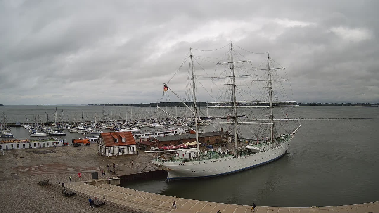 Archiv Foto Webcam Stralsund am Yachthafen