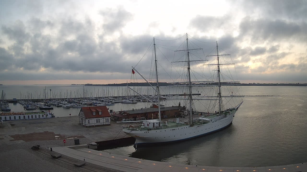 Archiv Foto Webcam Stralsund am Yachthafen
